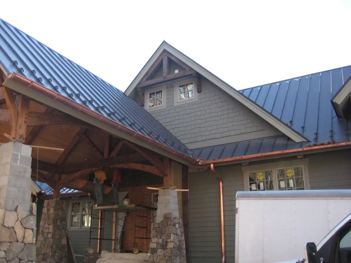 Craftsman Roofing team delivering quality roofing work in Midhampton